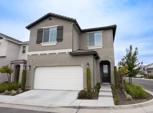 1450 E Via Dorata Way, Fresno, CA