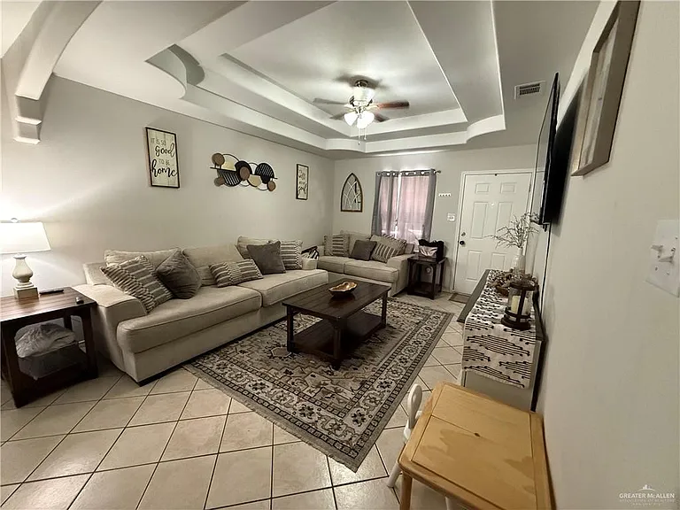 1913 Agua Fina Ave #2 — Photo 3