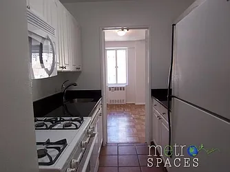 Rented by ER (DO NOT USE)
