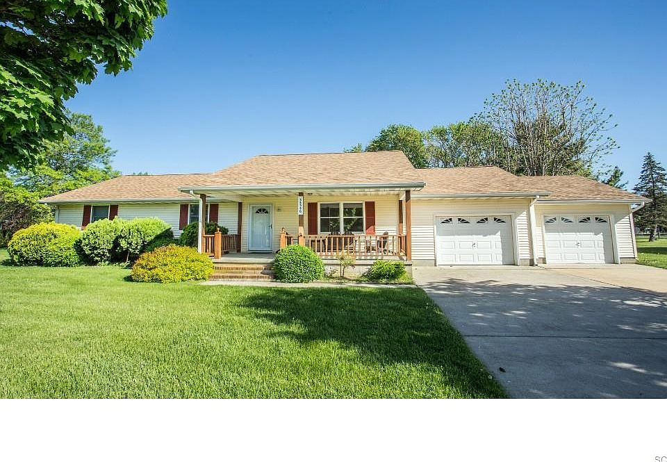 1st image of 34346 Beech Dr