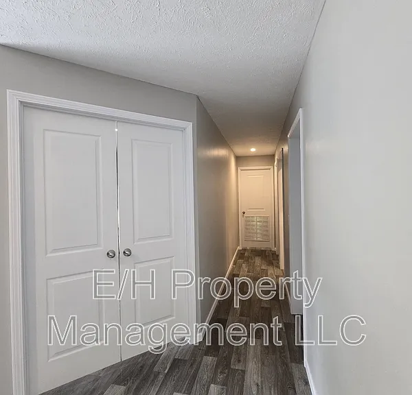 501 S Edwards Ave #1 — Photo 33