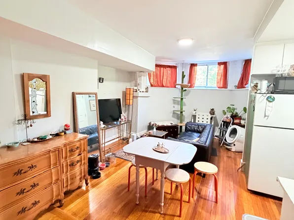 44 Fenway APT 1, Boston, MA 02215