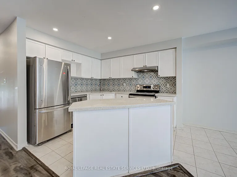 5530 Glen Erin Dr #22 — Photo 13