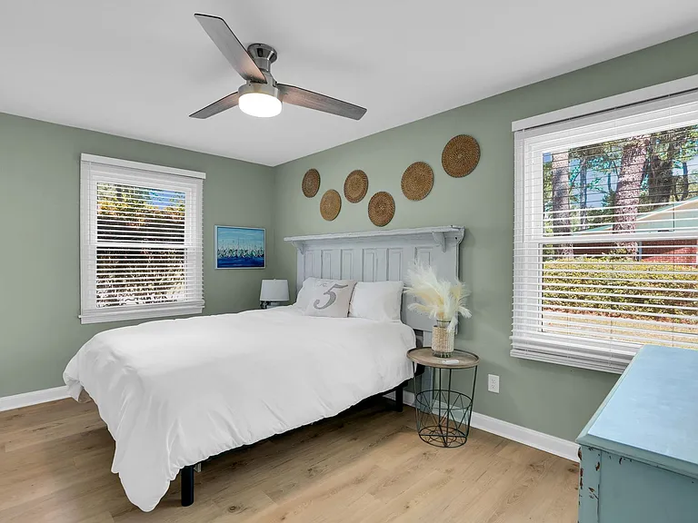 9 Hillyer Dr — Photo 38