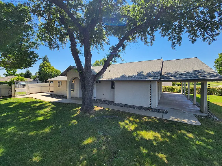 22490 Golftime Dr — Photo 31