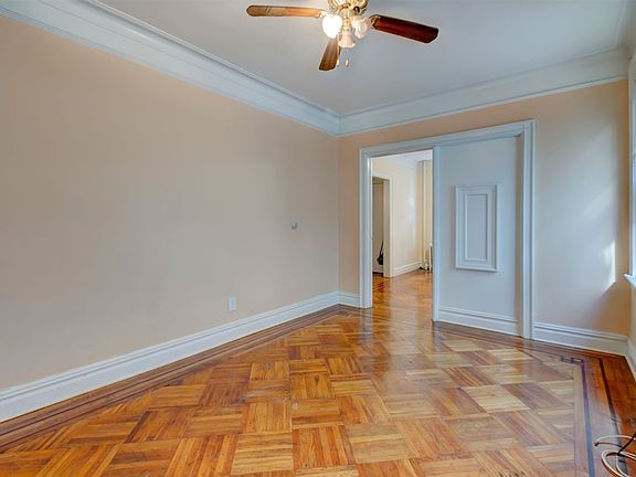 4th image of 29 Dwight St #1
