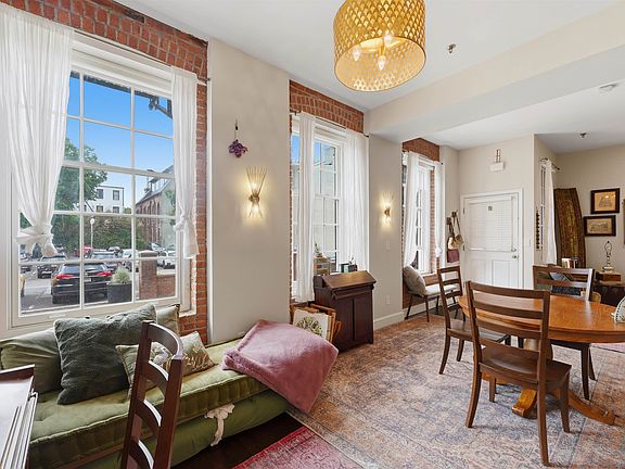 5th image of 347 Varick St APT 116A