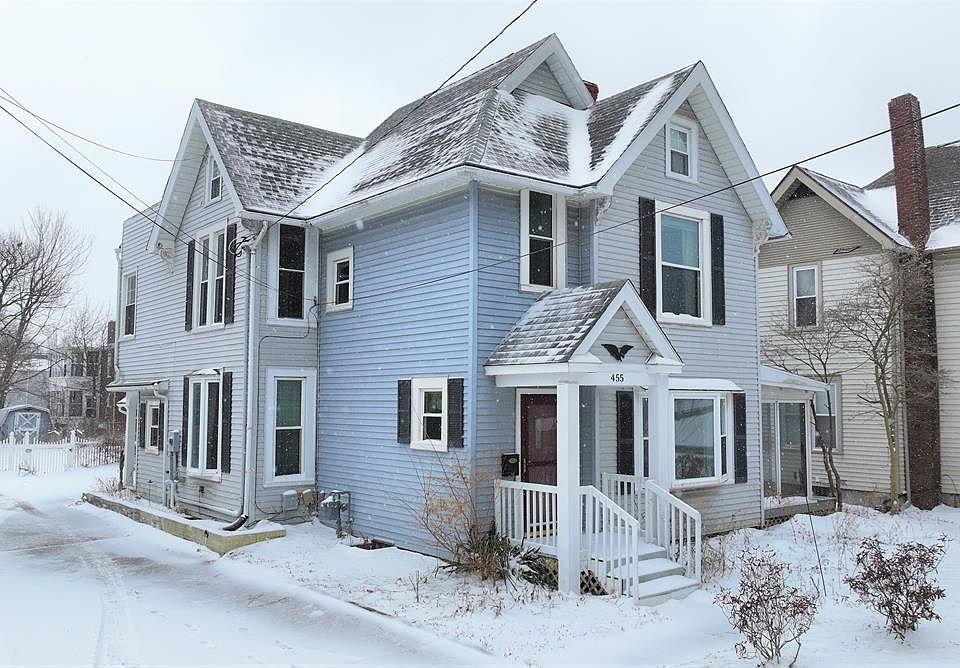 1st image of 455 Marion Ave