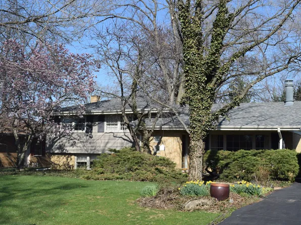 12941 S 71st Ct, Palos Heights, IL 60463