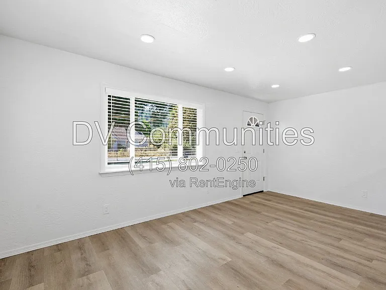 47793 Harris St — Photo 5