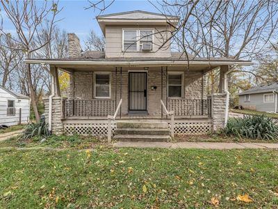 6947 College Ave, Kansas City, MO, 64132