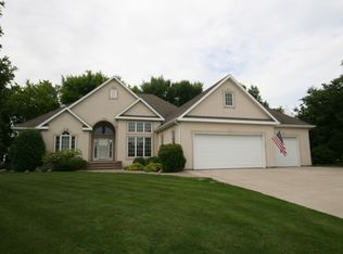 2030 9th St SE, East Grand Forks, MN 56721
