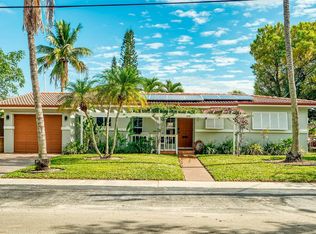 2100 SW 23rd Ter, Fort Lauderdale, FL 33312