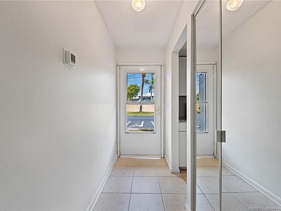 4th image of 1903 SW Palm City Rd APT C