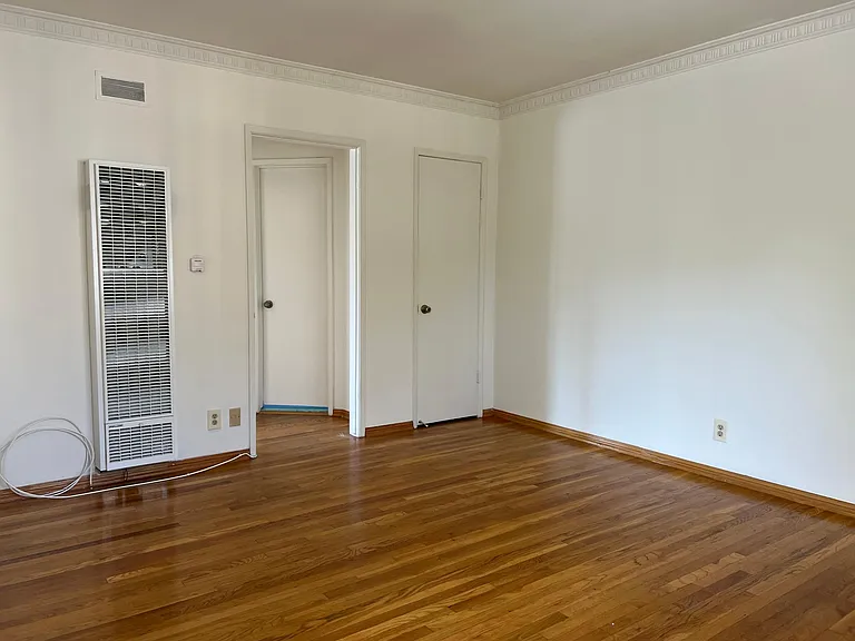 6211 Afton Pl #5 — Photo 7