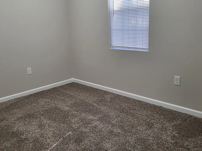 209 E Wilson St #81 83 AND 84 — Photo 4