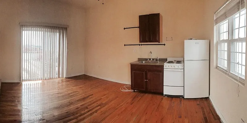 Rented by Level Group | media 10