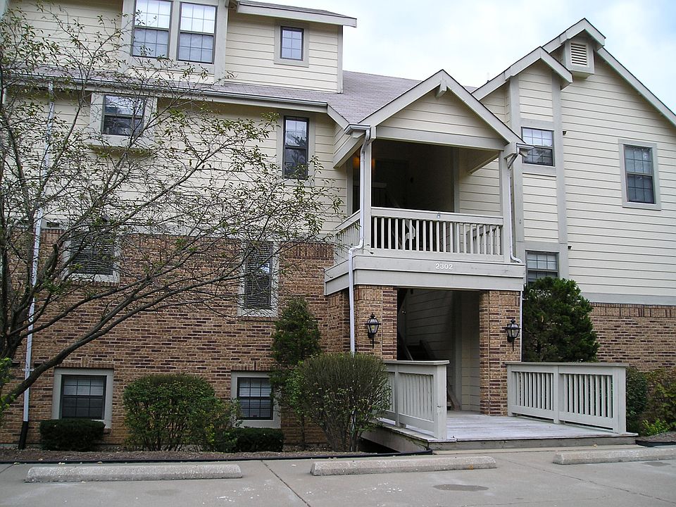 1st image of 2302 Canyonlands Dr APT C