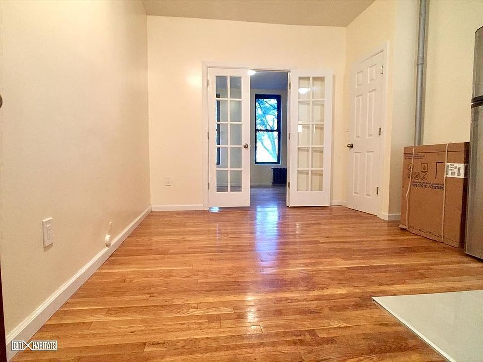 2nd image of 330 E 11th St APT 4