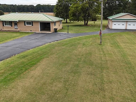 3rd image of 1065 Poplar Springs Rd