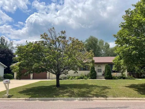 702 18th St S, Benson, MN 56215