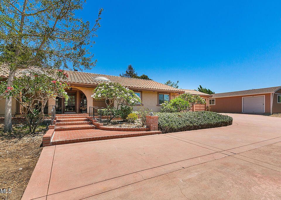 567 N Avocado Pl, Camarillo, CA 93010 | MLS #V1-38035 | Zillow