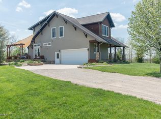 18362 W Dr N, Olivet, MI