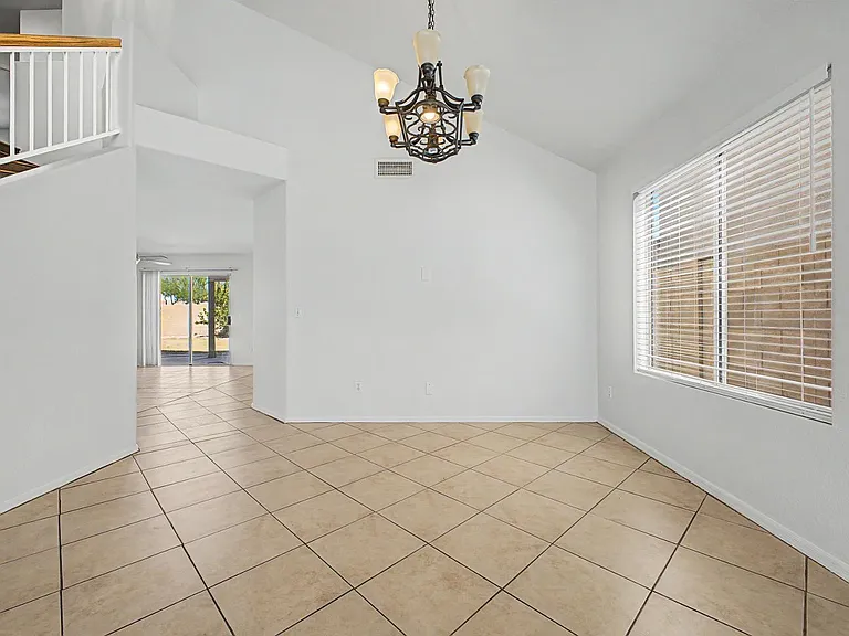 1295 S Honeysuckle Ln — Photo 11