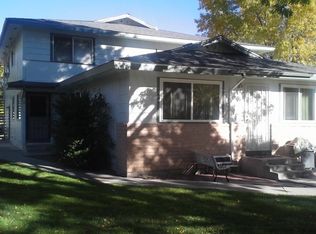 684 Oakwood Dr, Sparks, NV 89431