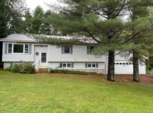 39 Union St, Skowhegan, ME 04976