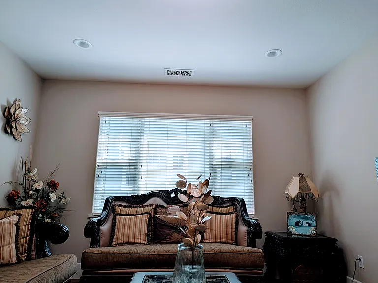 43163 Calle Familia — Photo 1