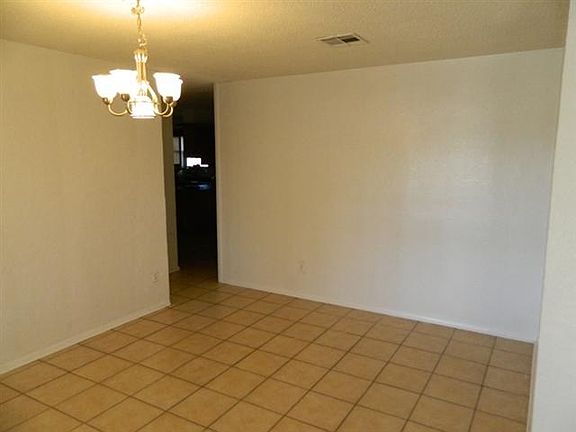 5th image of 7017 NW Taylor Ave