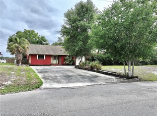 3260 Popinjay Ave, Lake Placid, FL 33852
