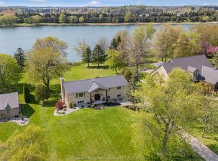 10609 Lakeview Dr, Chatham Kent, ON N7M5J3