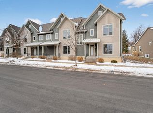 2817 No Oaks Rdg, Fitchburg, WI 53711