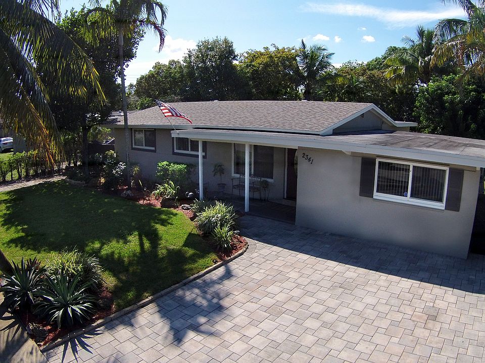 1st image of 2341 SW 35th Ave