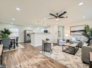 41 Greenview Ave, Reisterstown, MD 21136