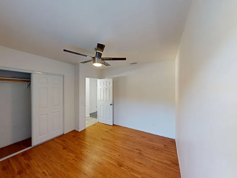 5704 Dorothy Dr — Photo 9
