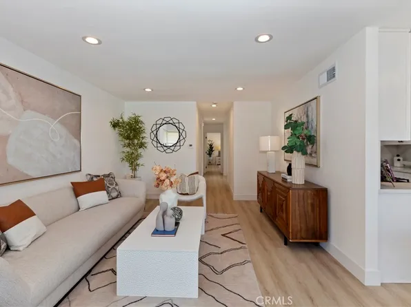 1409 Forest Glen Dr APT 133, La Puente, CA 91745