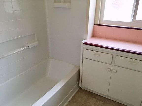 4th image of 3837 E Townsend Ave