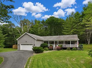 58 Meadows Dr, Hawley, PA 18428