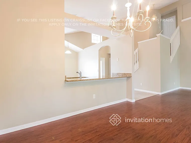 467 Sycamore Springs St — Photo 7