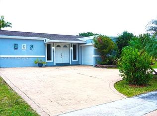 11341 NW 30th Pl, Sunrise, FL 33323