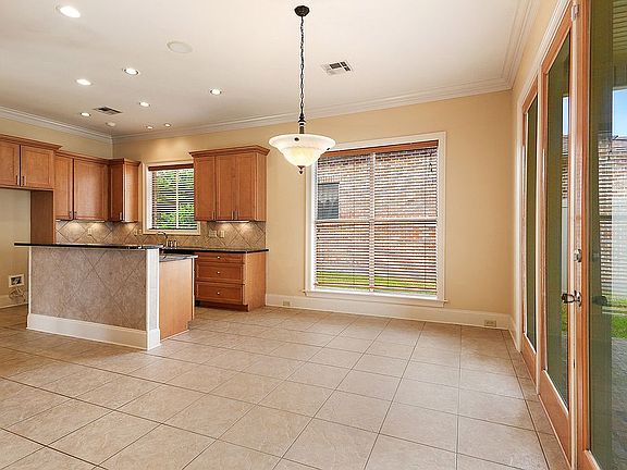 5th image of 1757 Sherbrooke Ln