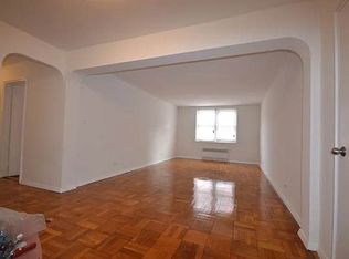 6740 Booth St APT 1I, Flushing, NY 11375