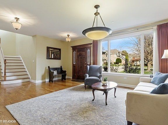 4th image of 106 N Kenilworth Ave