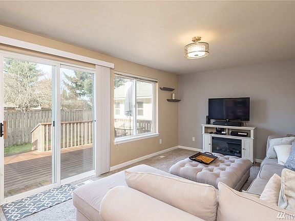 3rd image of 1734 7th Ave SE
