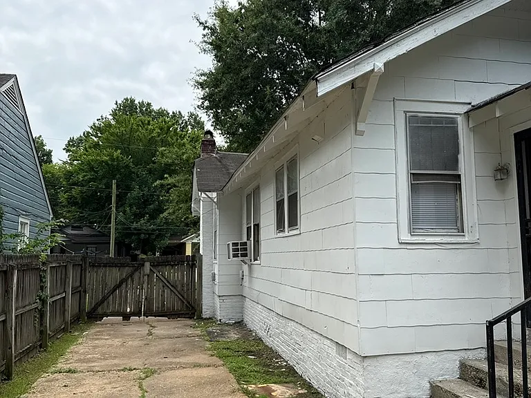 3528 Bowen Ave — Photo 12