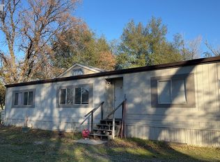 320 Paskenta Rd, Red Bluff, CA 96080