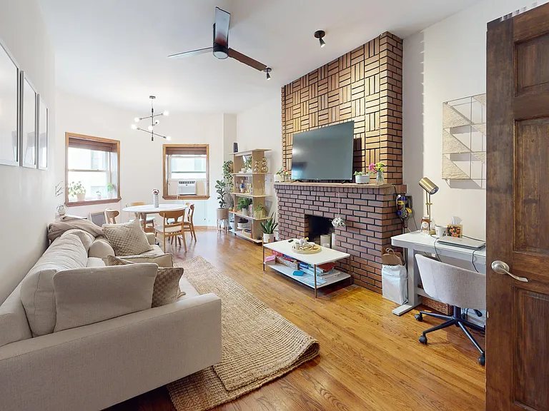 308 W 77th St #9 — Photo 2